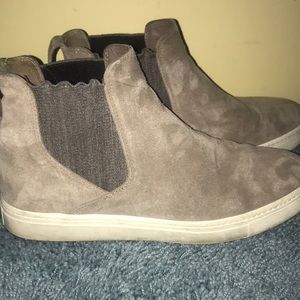 DISCONTINUED VINCE SNEAKER BOOTIES